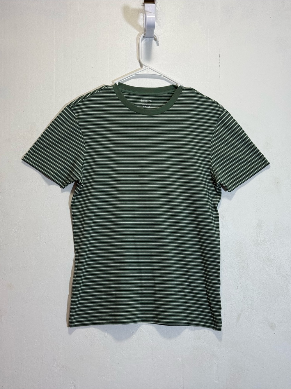 J. Crew Green and White Striped Short Sleeve Tee sz S